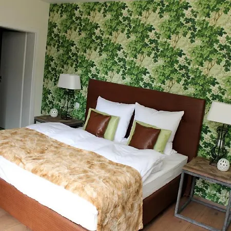 Hinterconti Bed & Breakfast 3*